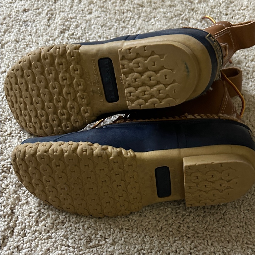 L.L. Bean Lace-Up Duck Boots - Picture 5 of 5
